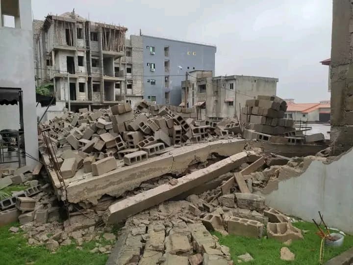 Côte d'Ivoire : Un immeuble R+2 en construction s'effondre, aucune victime enregistrée
