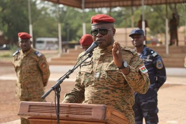 Burkina Faso : Le président Damiba à Bobo-Dioulasso, « Notre pays courrait tout droit vers le précipice »