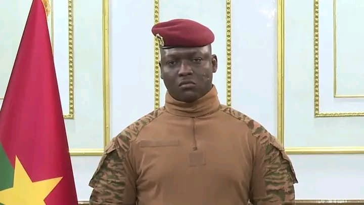 Burkina Faso : Le Président Ibrahim Traoré répond à Trump, réciprocité totale sur les visas !