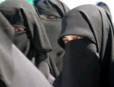 Sénégal : Les femmes voilées autorisées à conserver leur voile sur les photos d’identité