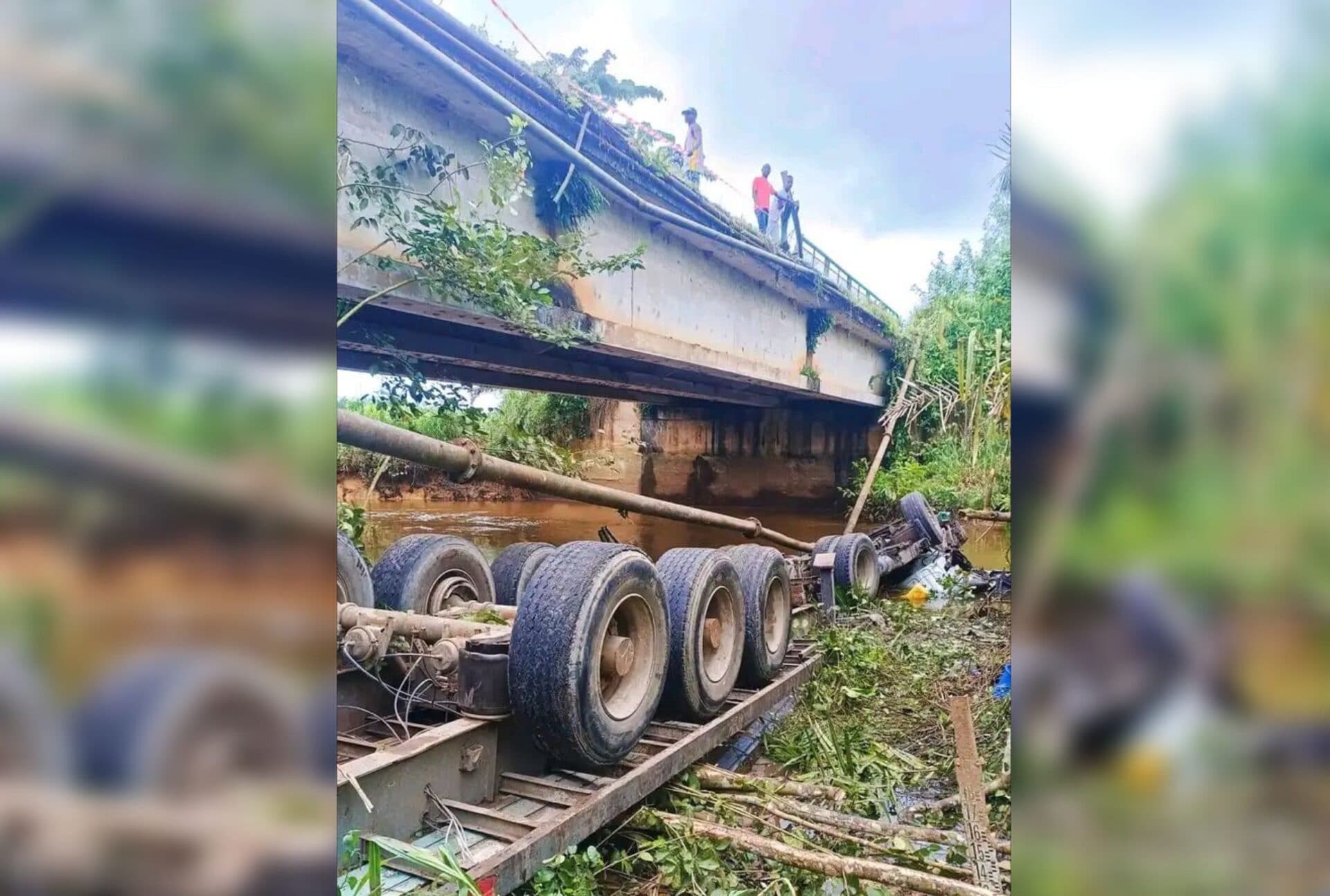 Côte d'Ivoire : Soumié, un poids lourds termine sa course sous un pont et fait 1 mort