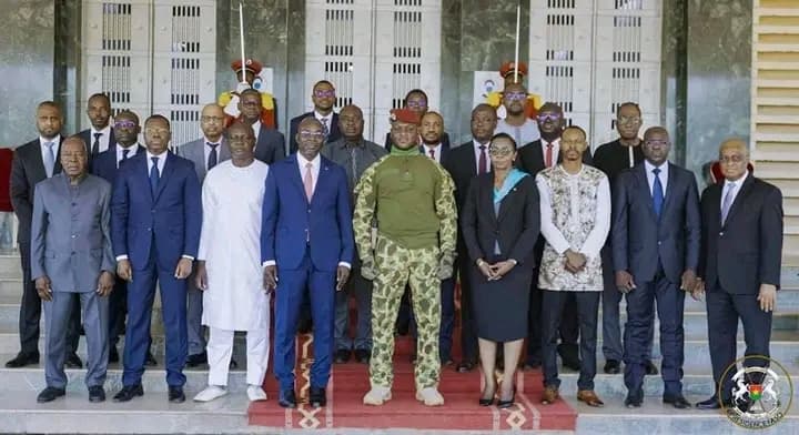 Burkina Faso : Des banques et établissements financiers réitèrent leur soutien au Chef de l’Etat Ibrahim Traoré
