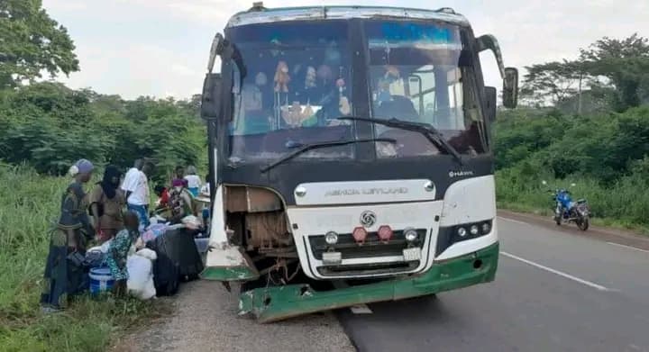 Côte d'Ivoire : Ouellé, deux personnes tuées par un car ayant un défaut de freinage