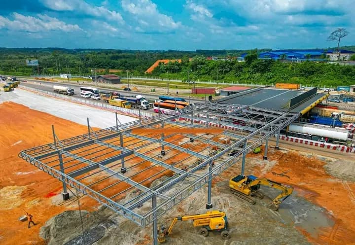 Côte d'Ivoire : Le péage d'Attinguié passe de 8 à 16 couloirs avant fin 2023