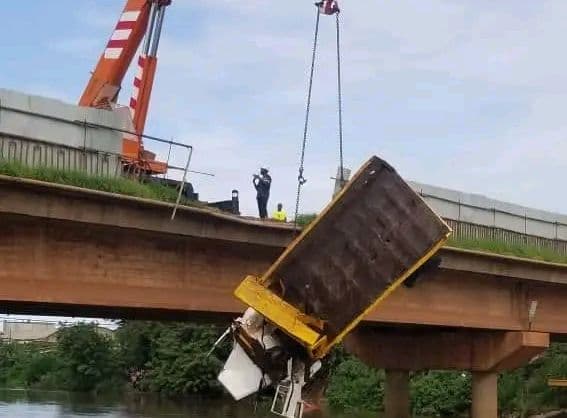 Côte d'Ivoire : Un troupeau de bœufs entraîne un camion dans le fleuve San-Pérdo et fait 4 victimes dont deux morts