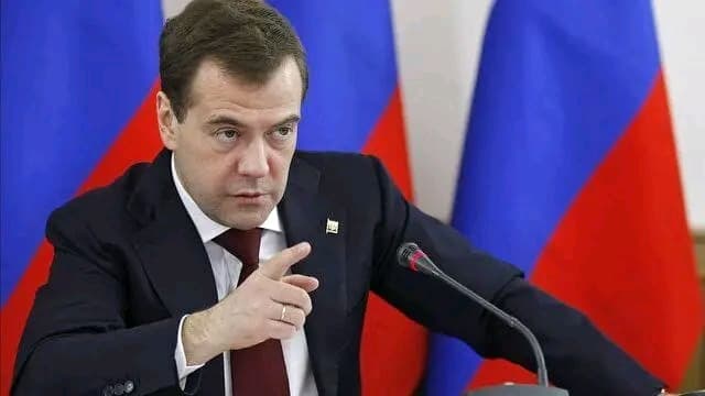 USA : Pour Medvedev, la formation de la « République populaire du Texas » devient plus sérieuse