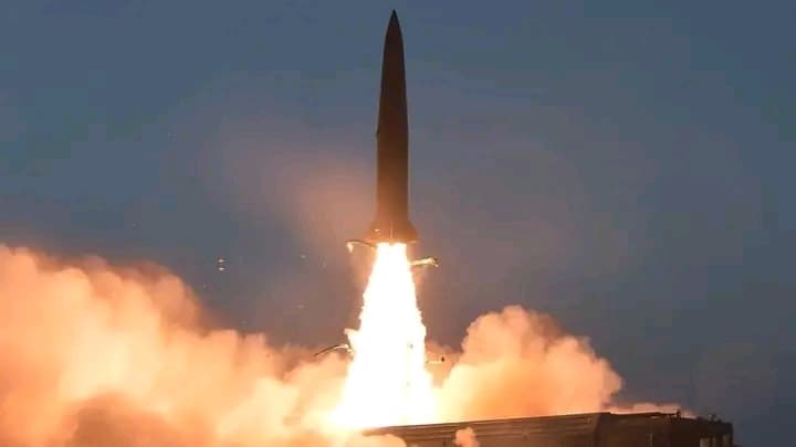 Corée du Nord : Le pays effectue un nouveau tire de missile balistique, mais à courte portée vers la mer du Japon