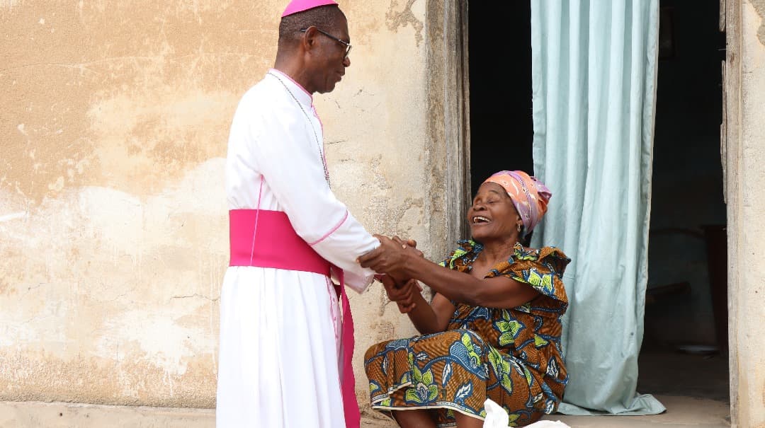 Côte d'Ivoire : Man, pastorale de proximité de l’Evêque Gaspard BEBY GNEBA, quand la vision accompagne la mission