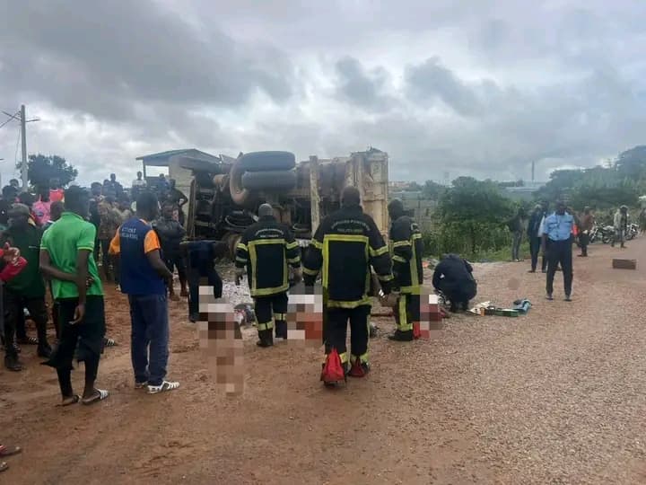 Côte d'Ivoire : Bouaké, trois morts dans un accident entre une moto et un camion