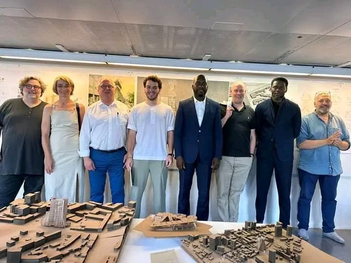 Côte d'Ivoire - France : À Paris, Jacques Ehouo participe à une soutenance de thèse