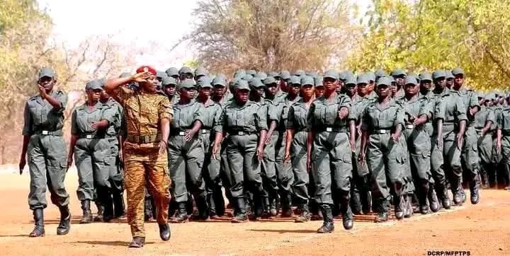Burkina Faso : Formation militaire pour tous les agents de la fonction publique désormais qualifiés de réservistes