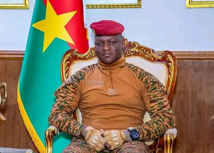 Burkina Faso : Le président Traoré réaffirme son engagement à refonder la nation, à raffermir la cohésion sociale et à raviver la flamme patriotique