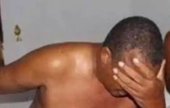 Nigéria : Le président d’une association surpris en train de violer une fille de 12 ans