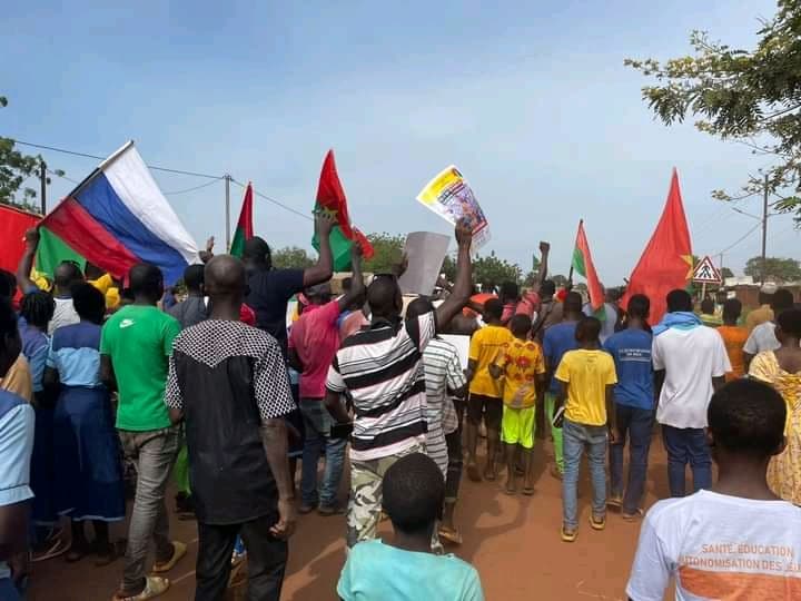 Burkina Faso : Marche de soutien à la transition à REO dans le Sanguié