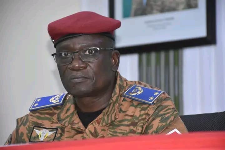 Burkina Faso : Le pays « portera les coups qu’il faut » aux terroristes, martèle le général Célestin Simporé