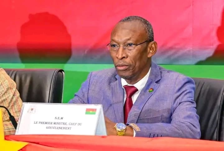 Burkina Faso : 300 milliards fcfa de dettes intérieures réglées annonce Kyelem de Tambèla