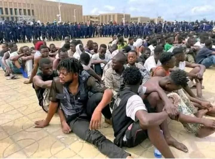 RDC : La mort par pendaison ou par fusillade pour les délinquants Kuluna appelés microbes en Côte d'Ivoire