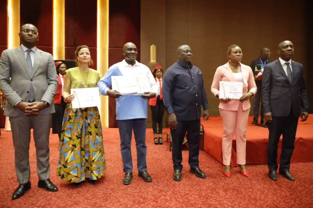 Côte d'Ivoire : Au terme de la 6e édition du SARA, le Conseil Régional de la Bagoué remporte le prix d'excellence de la Meilleur Stand du Conseil Régional