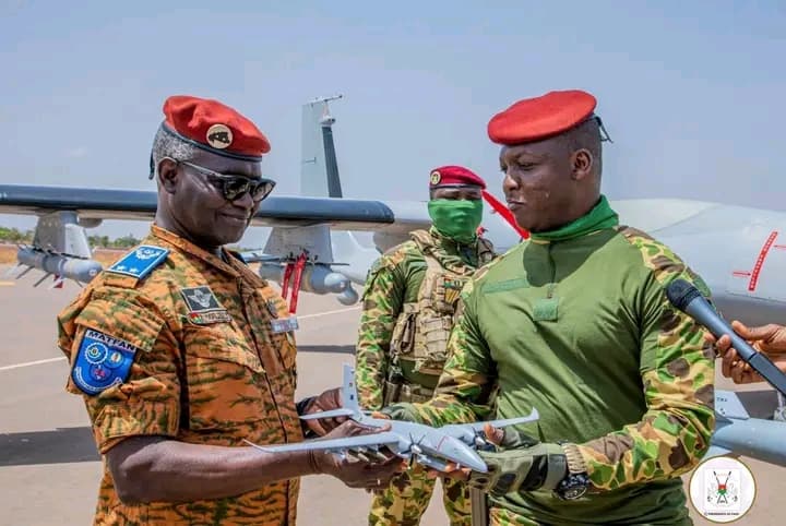 Burkina Faso : Le Capitaine Ibrahim Traoré dote son armée de drones de dernière génération