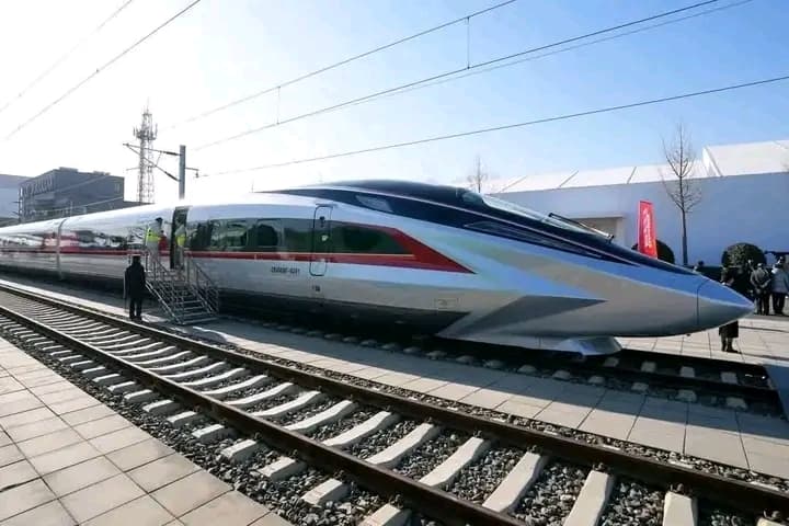 Chine : Dévoilement du CR450, le TGV le plus rapide du monde qui atteint 450 km/h