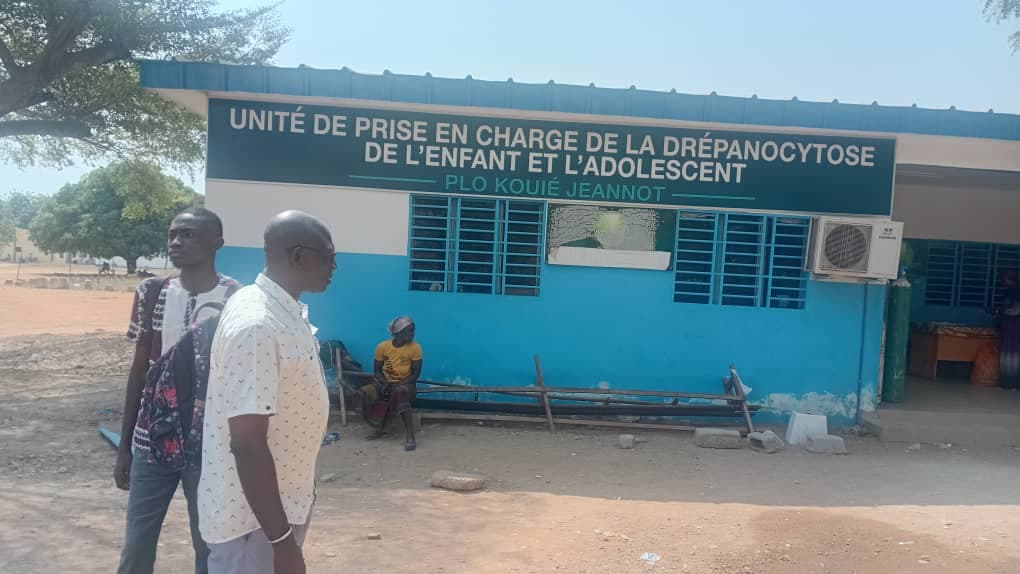 Côte d'Ivoire : Bouaké, l'AIPSS cadeaute des enfants démunis au CHU