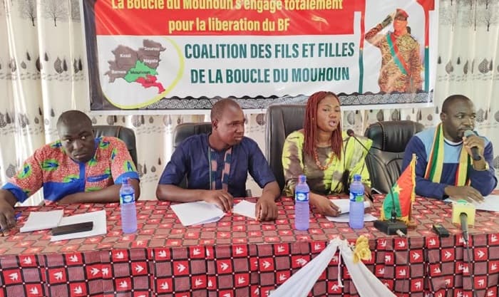 Burkina Faso : Des journalistes humiliés et insultés à une conférence de presse de soutien à la transition