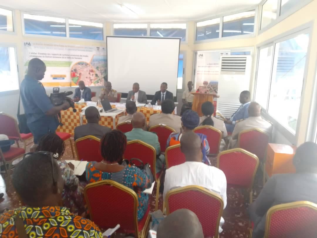 Côte d'Ivoire : Bouaké, la présentation des rapports finaux provisoire du livre blanc et du guide des atouts et potentialités économiques au centre d'un atelier