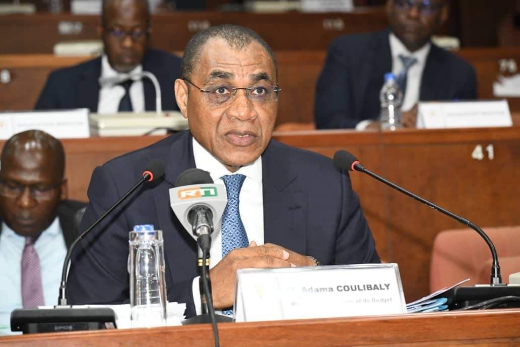 Côte d'Ivoire : Sénat/Yamoussoukro, Projet de loi portant politique nationale d'endettement et de gestion de la dette publique