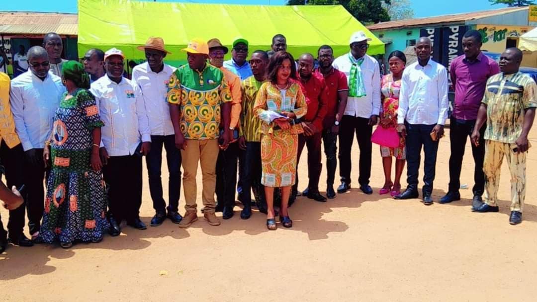 Côte d'Ivoire : Zuénoula, plusieurs enseignants et des militants de l'opposition rejoignent le RHDP