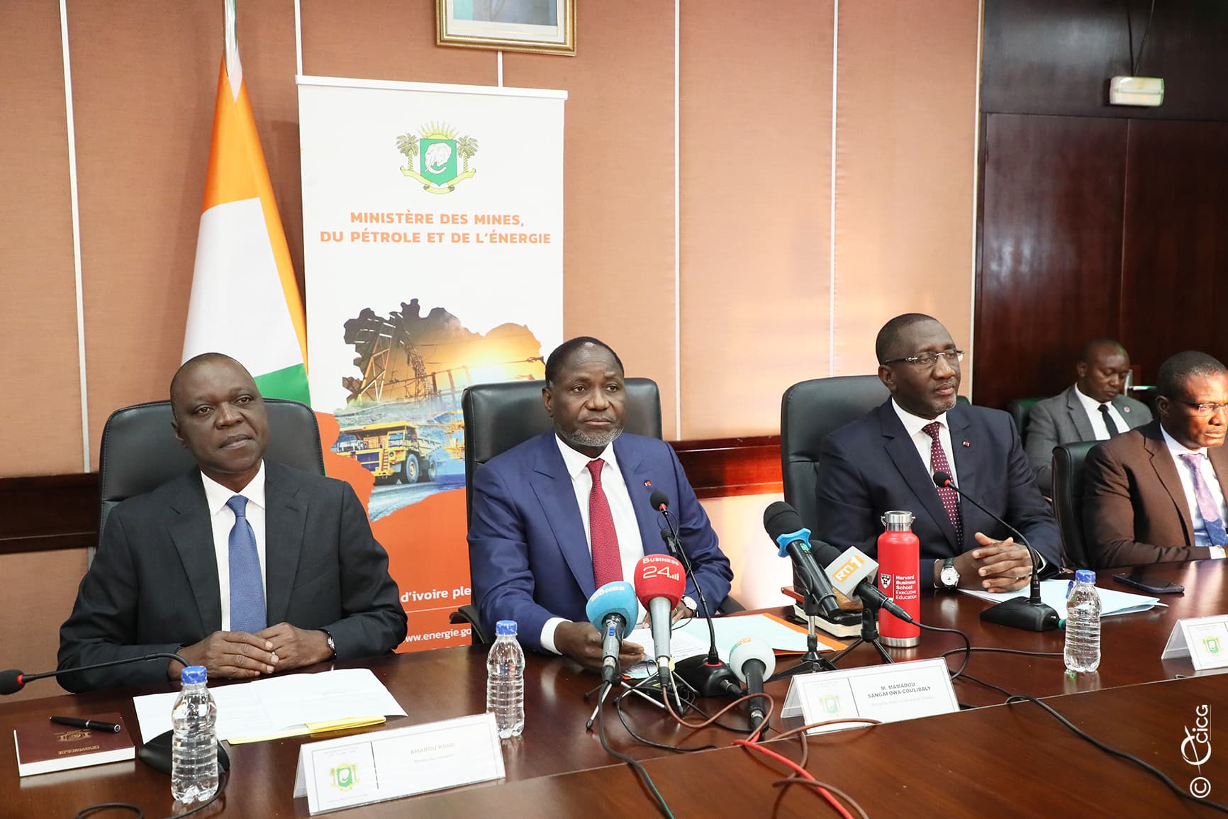 Côte d'Ivoire : Le prix du Super passe de 815 à 875 fcfa et celui du Gasoil de 655 à 715 fcfa, soit une hausse de 60 fcfa