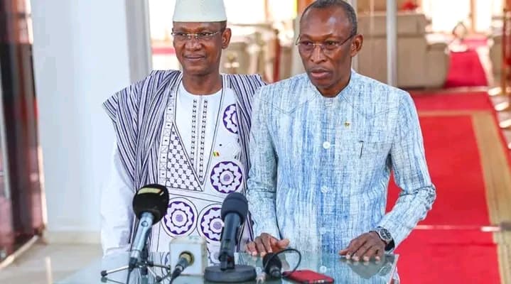 Burkina Faso : Ouagadougou propose de créer "une fédération" avec le Mali