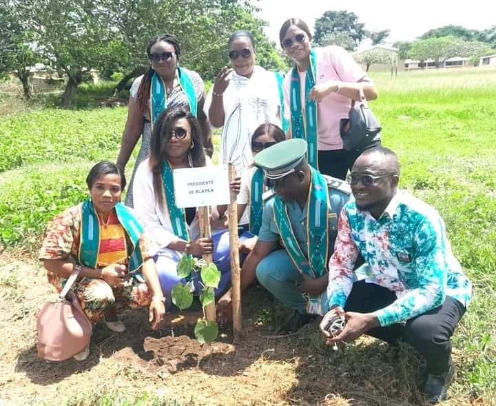 Côte d'Ivoire : N’Zi, présentation officielle de l’association BOYA couplée à un planting d’arbres