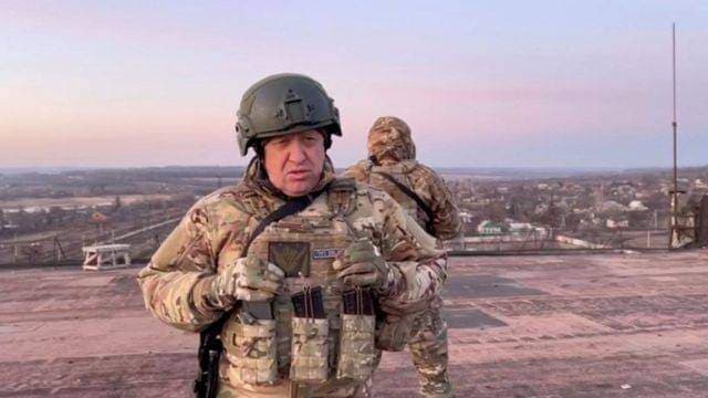 Guerre en Ukraine : Le chef de Wagner affirme que ses hommes sont à quelques mètres de Bakhmout