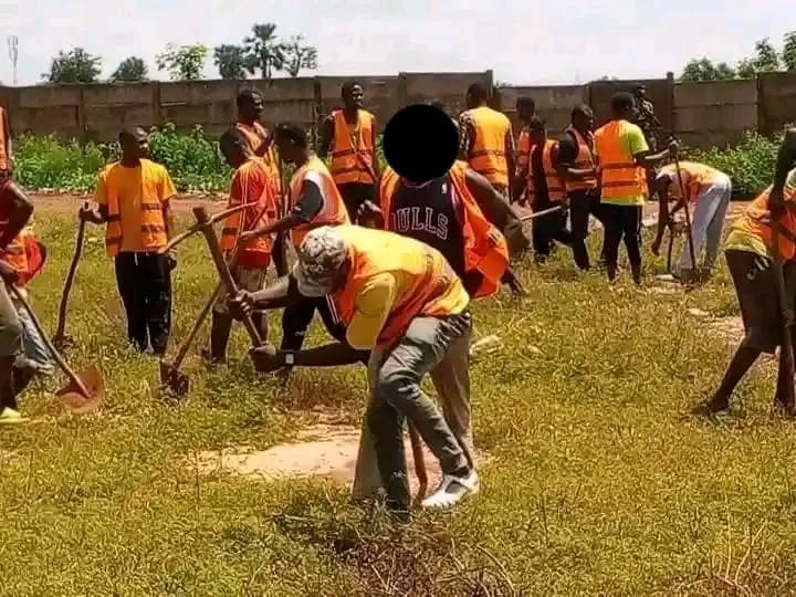 Burkina Faso : Plus de 500 détenus verront leurs peines réduites grâce aux travaux à haute intensité de main-d'œuvre