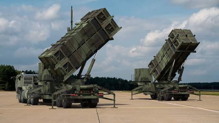 Guerre en Ukraine : La Russie cible le système américain "Patriot" et les forces ukrainiennes annoncent l'interception des missiles russes "Kinjal"