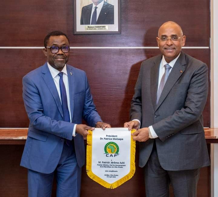 Côte d'Ivoire : CAN 2023, Le SG de la CAF Véron Mosengo-Omba à Abidjan pour la formalisation de l'organisation