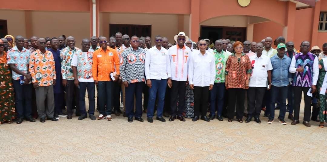 Côte d'Ivoire : Dimbokro, le personnel politique du RHDP du N'ZI formé dans la perspective de la victoire du RHDP en 2025