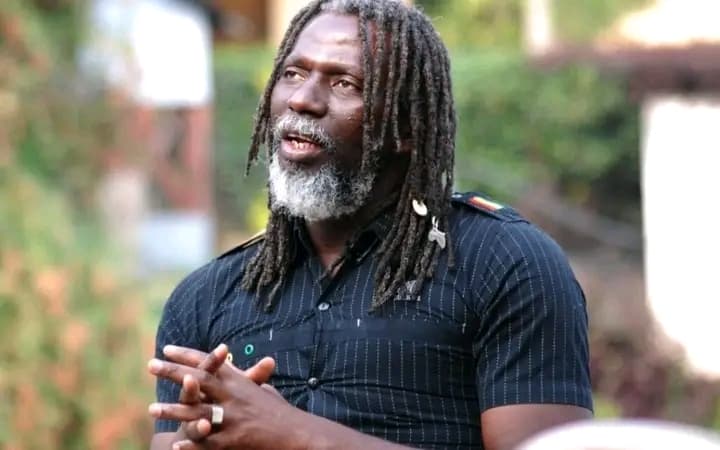Côte d’Ivoire : Journée Internationale de l’Afrique, Tiken Jah: « Chers africains, Dieu existe mais il est très occupé. Menons nos combats aujourd’hui »