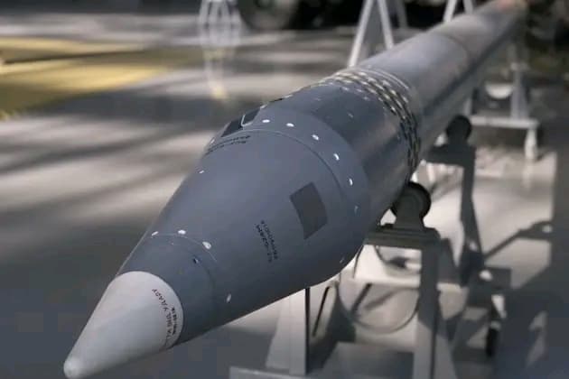 Guerre en Ukraine : Le transfert de MLRS Alder à Kherson crée un risque de blocage des communications avec la Crimée