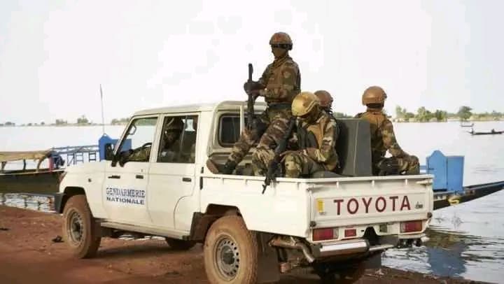 Mali : L’armée annonce de nouvelles attaques simultanées dans plusieurs villes, tôt ce mercredi