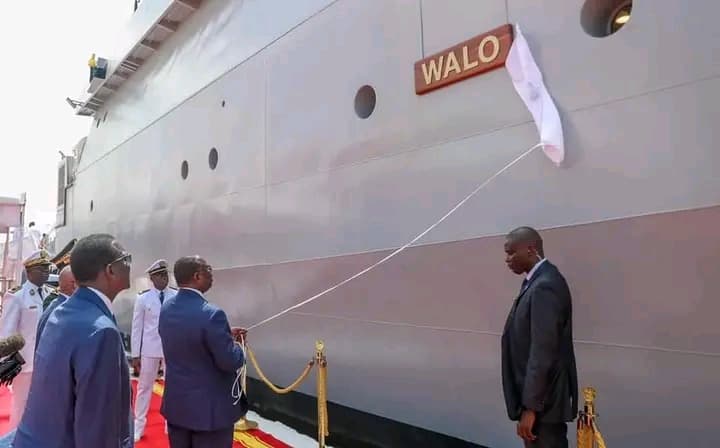 Sénégal : Macky Sall réceptionne le "Walo", premier patrouilleur lance-missiles de son pays