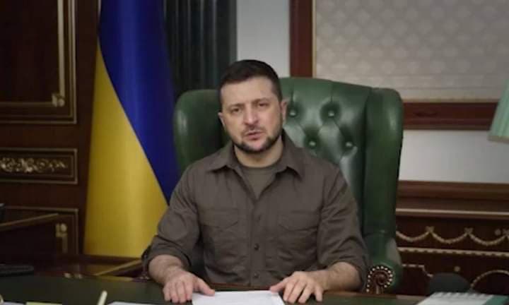 Guerre en Ukraine : Volodymyr Zelensky souhaite la création d'un bouclier aérien pour se protéger des attaques russes