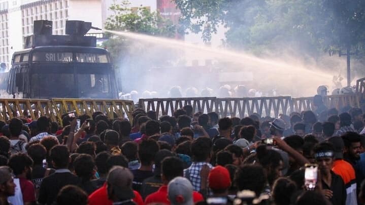 Sri Lanka : Le président Rajapaska en fuite, des manifestants prennent d'assaut sa résidence de Colombo