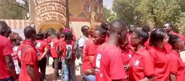 Burkina Faso : Sank Money, Sada Zougmoré et Dramane Tiendrébeogo sollicitent les bénédictions du Moogho Naaba