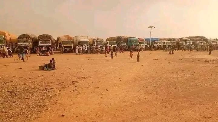 Burkina Faso : Joie indescriptible des habitants après le processus de ravitaillement de la ville de Djibo