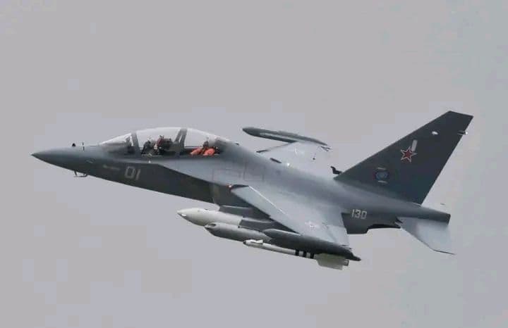 Burkina Faso : Le capitaine Ibrahim Traoré équipe son armée de plusieurs avions de chasse YAK-130