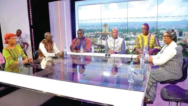 Burkina Faso : Le Premier ministre aux médias publics: « Vous êtes du bon côté de l’histoire »