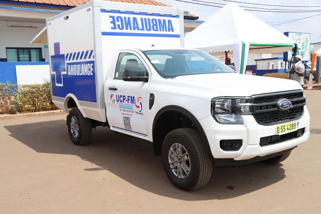 Côte d'ivoire : Dimbokro, le Maire Adama Coulibaly remet une ambulance médicalisée à l'EPHR