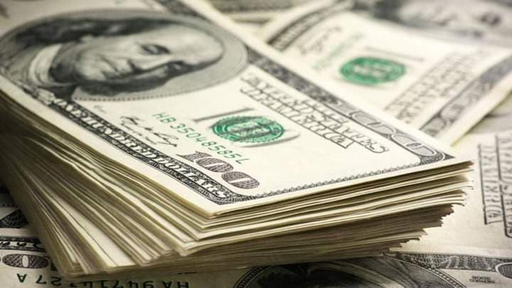 Irak : Bagdad renonce à l'utilisation du dollar américain comme monnaie d'échange