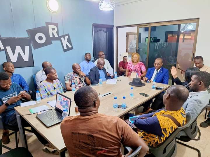 Côte d'Ivoire : Étude sur le modèle économique de la presse